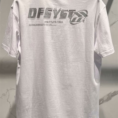 市场上装-T恤-欧货T恤