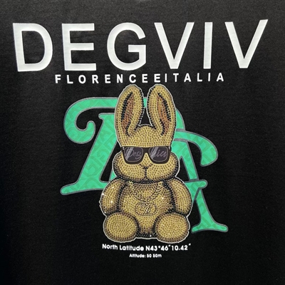 市场上装-T恤-欧货T恤