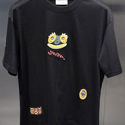 市场上装-T恤-欧货T恤