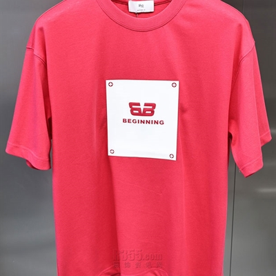 市场上装-T恤-欧货T恤