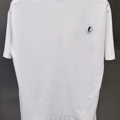 市场上装-T恤-欧货T恤