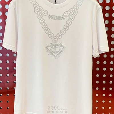 市场上装-T恤-欧货T恤