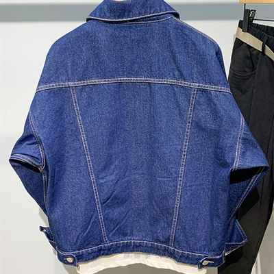 市场上装-夹克-休闲夹克