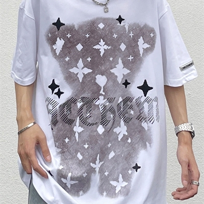 市场上装-T恤-电商T恤