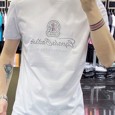 市场上装-T恤-欧货T恤