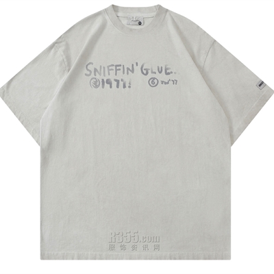 市场上装-T恤-电商T恤