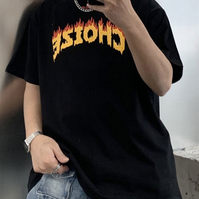 市场上装-T恤-电商T恤