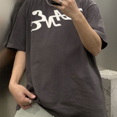 市场上装-T恤-电商T恤