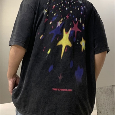 市场上装-T恤-电商T恤