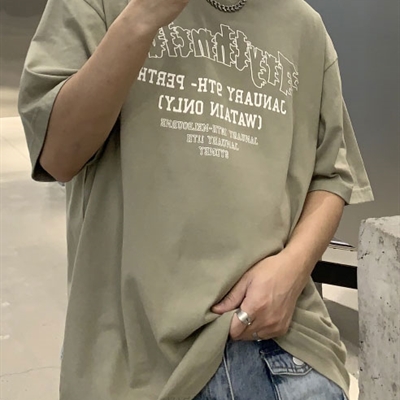 市场上装-T恤-电商T恤