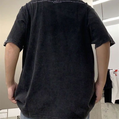 市场上装-T恤-电商T恤