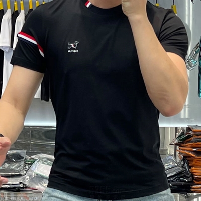 市场上装-T恤-欧货T恤