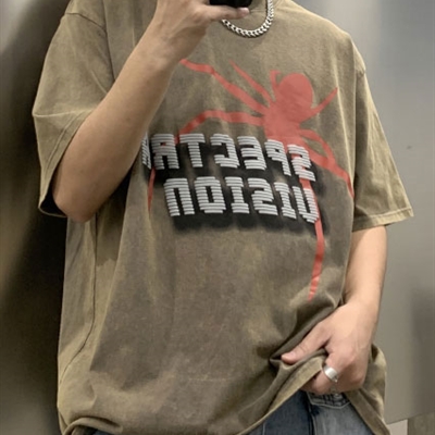 市场上装-T恤-电商T恤