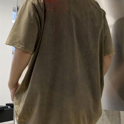 市场上装-T恤-电商T恤