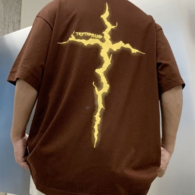 市场上装-T恤-电商T恤