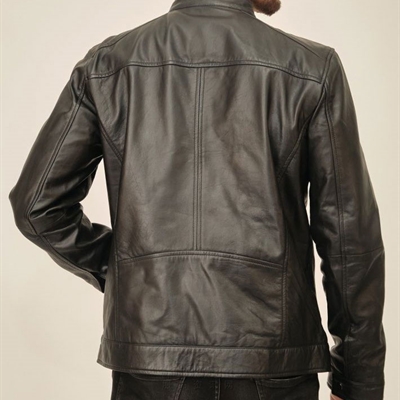 市场上装-皮衣-商务皮衣