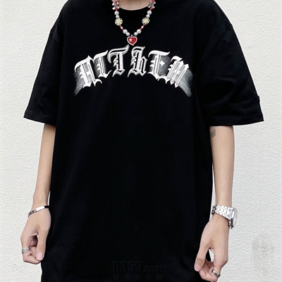 市场上装-T恤-电商T恤