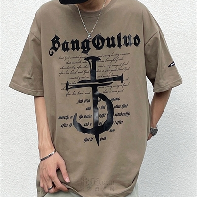 市场上装-T恤-电商T恤