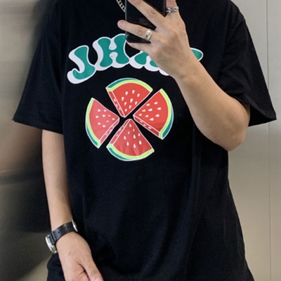 市场上装-T恤-电商T恤