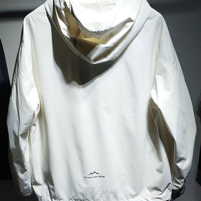 市场上装-夹克-休闲夹克