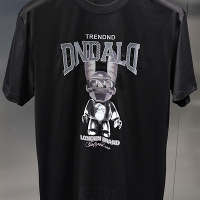 市场上装-T恤-欧货T恤