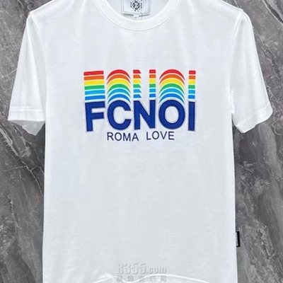 市场上装-T恤-欧货T恤