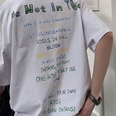 市场上装-T恤-电商T恤