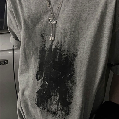 市场上装-T恤-电商T恤