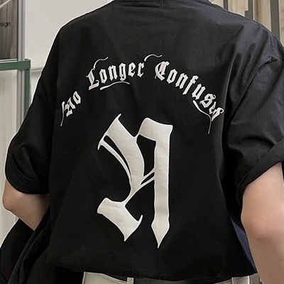 市场上装-T恤-电商T恤