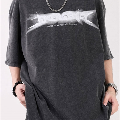 市场上装-T恤-电商T恤