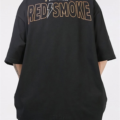 市场上装-T恤-电商T恤