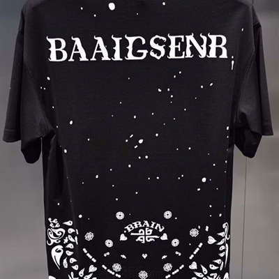 市场上装-T恤-欧货T恤