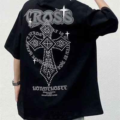 市场上装-T恤-电商T恤