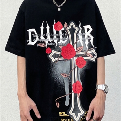 市场上装-T恤-电商T恤