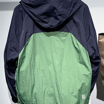 市场上装-夹克-休闲夹克