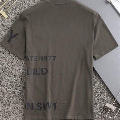 市场上装-T恤-欧货T恤