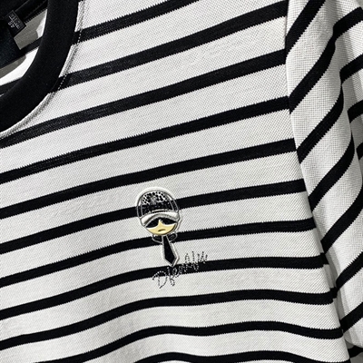 市场上装-T恤-欧货T恤