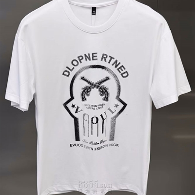 市场上装-T恤-欧货T恤