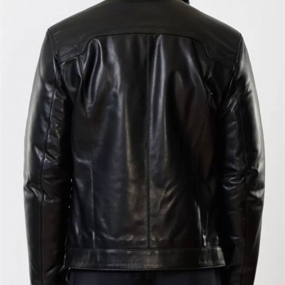 市场上装-皮衣-商务皮衣