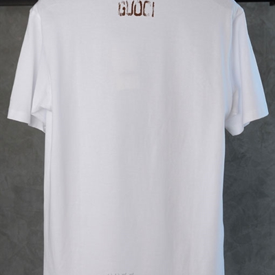 市场上装-T恤-欧货T恤