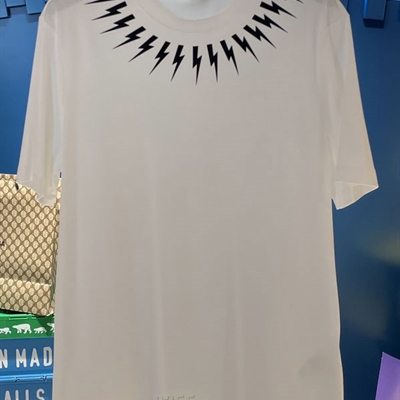 市场上装-T恤-欧货T恤