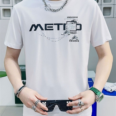 市场上装-T恤-欧货T恤