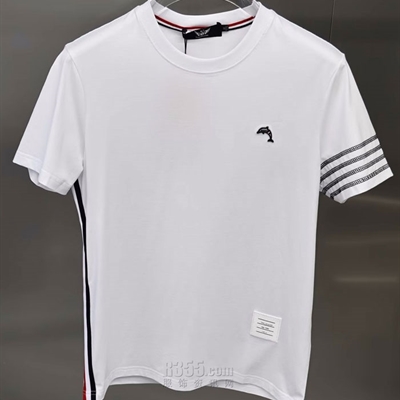 市场上装-T恤-欧货T恤