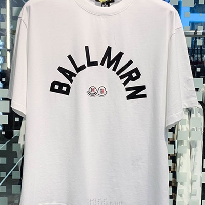 市场上装-T恤-欧货T恤