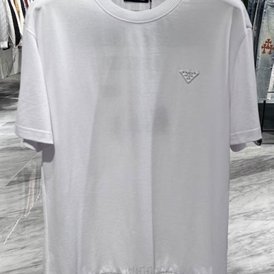 市场上装-T恤-欧货T恤