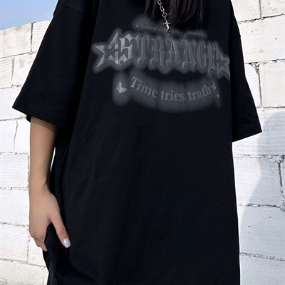 市场上装-T恤-电商T恤