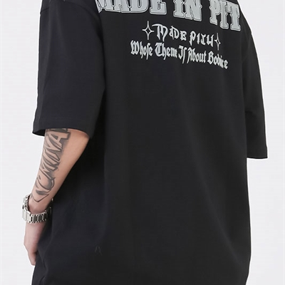 市场上装-T恤-电商T恤