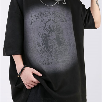 市场上装-T恤-电商T恤