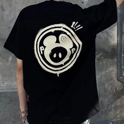 市场上装-T恤-电商T恤