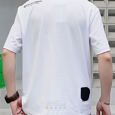 市场上装-T恤-欧货T恤